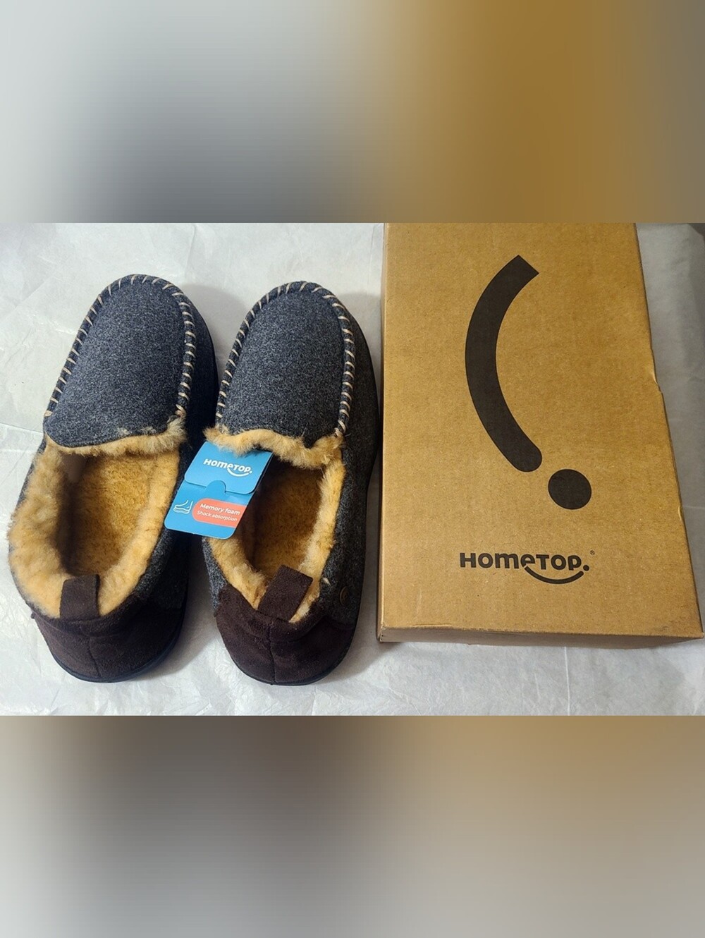 BNWT - HomeTop - (Size 9) Men's Memory Foam Home Moccasin Slippers Shoes